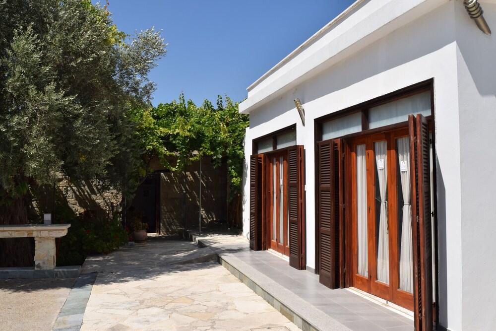 Lasa Heights Hotel Εξωτερικό φωτογραφία